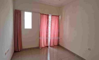 Disewakan Rumah 2 Lantai Siap Huni di Summarecon