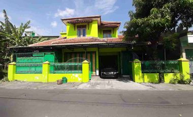 Rumah 2Lt Strategis Dekat Jalan Utama Serengan Solokota