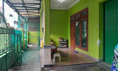 Rumah 2Lt Strategis Dekat Jalan Utama Serengan Solokota