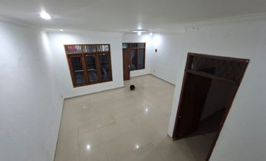 JALAN UTAMA DEKAT UNIVERSITAS TERNAMA BDG UTARA, AKSES TOL PASTEUR NEGO!