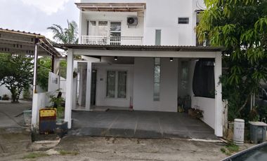 DIJUAL RUMAH 2 LANTAI KOMPLEK DEMANG NINGRAT PALEMBANG