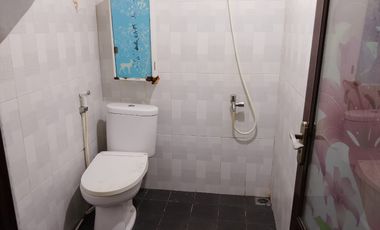 DIJUAL RUMAH 2 LANTAI KOMPLEK DEMANG NINGRAT PALEMBANG