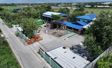 Unbeatable Deal! Invest Now Before It’s Gone!! Warehouse + Factory Area for Sale — Land with concrete pavement and existing structure on 1 Rai