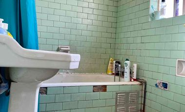 Casa vista al mar 3 habitaciones 1 baño cocina, balcón. Vistas amplias y limpias.