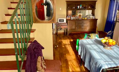 Casa vista al mar 3 habitaciones 1 baño cocina, balcón. Vistas amplias y limpias.