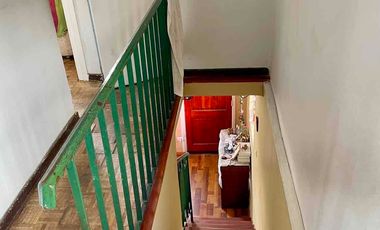 Casa vista al mar 3 habitaciones 1 baño cocina, balcón. Vistas amplias y limpias.