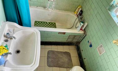 Casa vista al mar 3 habitaciones 1 baño cocina, balcón. Vistas amplias y limpias.