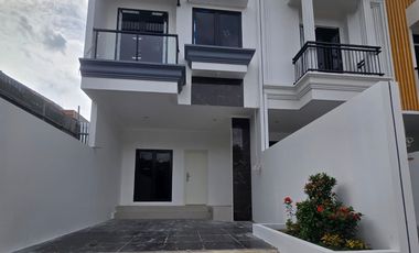 rumah murah arjuna samping bea cukai ahmad yani,dekat tol rawamangun dan st.jatinegara