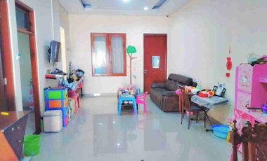 Rumah Mewah Luas di Serengan Tengah Kota Solo