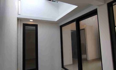 rumah dijual dekat kampus mercubuana, hanya 200m dari jalan raya