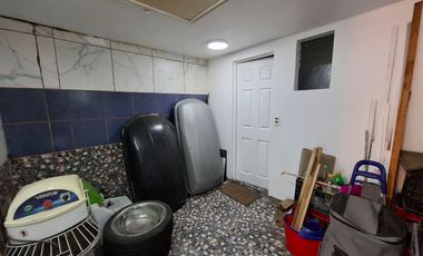 Valle del Yelcho. 5 D 3 baños, 138 en 84 de terreno, Huechuraba