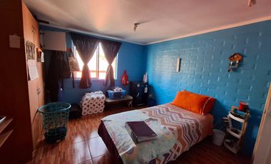 Valle del Yelcho. 5 D 3 baños, 138 en 84 de terreno, Huechuraba