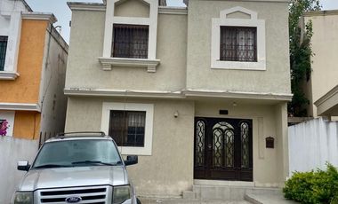 CASA EN VENTA (EXCELENTE ZONA)