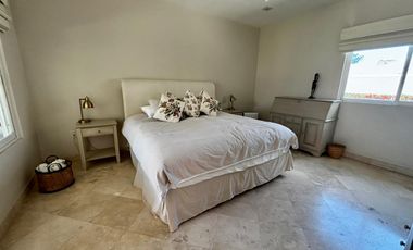 CASA AMUEBLADA EN VENTA EN COSTA DE ORO | ARLETTE FLORES