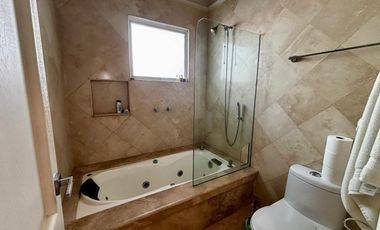 CASA AMUEBLADA EN VENTA EN COSTA DE ORO | ARLETTE FLORES