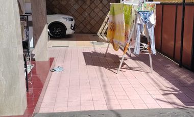 House for sale in Darmo Permai surabaya. Super strategic business area. Located near car showrooms, OYO, boarding houses, and other businesses.
