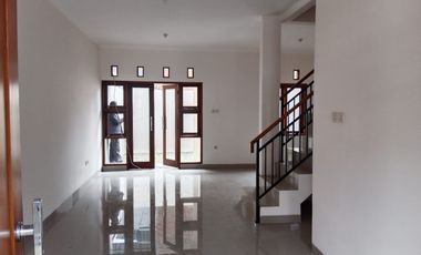 Jual Rumah Baru di Margahayu Raya Bandung Ciwastra Buahbatu dkt Kawaluyaan MIM