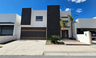 Se vende casa en Pedregal de San Ángel, zona de alta plusvalía en Chihuahua.