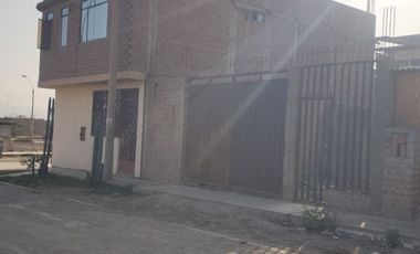 VENTA DE TERRENO CERCADOEN CARABAYLLO DE 110 M2 FRENTE A PARQUE