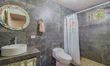 Casa en Venta en Tecmilco, Tepoztlán, Morelos.