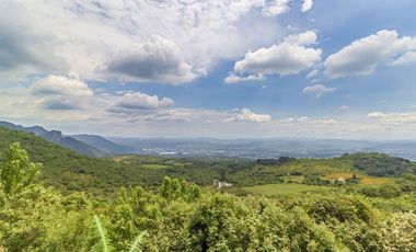 Casa en Venta en Tecmilco, Tepoztlán, Morelos.