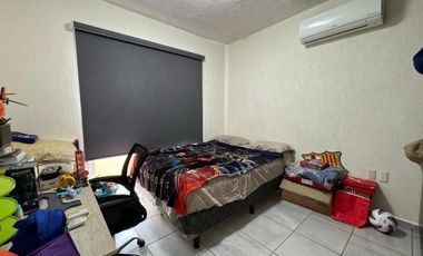 VENTA DE CASA EN MEDELLIN DE BRAVO, VERACRUZ.