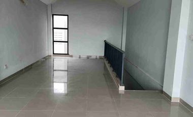 Disewa ruko Sunset Avenue 2 lantai di Citra 8, Kalideres, Jakarta barat