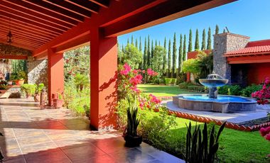 Casa de un solo nivel y 4 recámaras muy cerca de San Juan del Rio