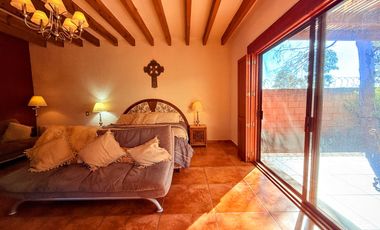Casa de un solo nivel y 4 recámaras muy cerca de San Juan del Rio