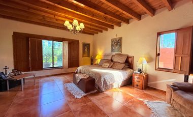Casa de un solo nivel y 4 recámaras muy cerca de San Juan del Rio