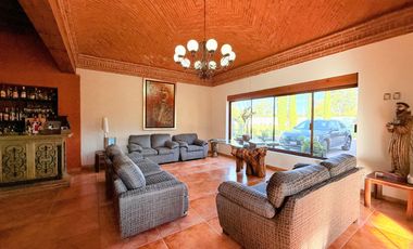Casa de un solo nivel y 4 recámaras muy cerca de San Juan del Rio