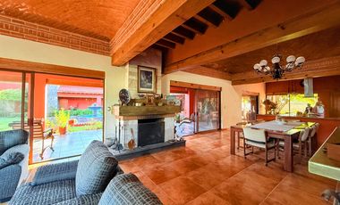 Casa de un solo nivel y 4 recámaras muy cerca de San Juan del Rio