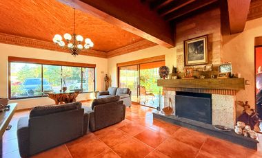 Casa de un solo nivel y 4 recámaras muy cerca de San Juan del Rio