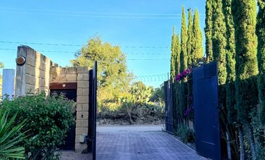 Casa de un solo nivel y 4 recámaras muy cerca de San Juan del Rio