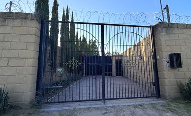 Casa de un solo nivel y 4 recámaras muy cerca de San Juan del Rio