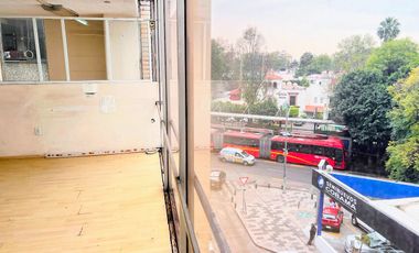 Oficinas en Renta en Col. Nochebuena, súper ubicadas! Frente a Metrobus