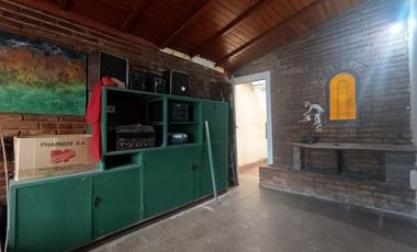 Venta casa 3 ambientes Martin Coronado