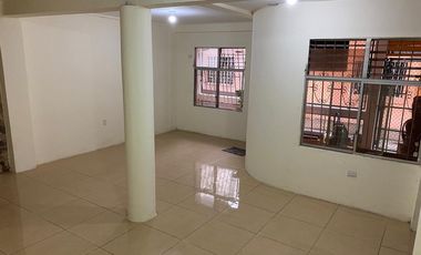 Casa de venta de 3 dormitorios con terraza,  en Sauces Guayaquil Ecuador