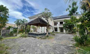 Di Jual Rumah + Toko Lokasi Strategis Di Jl. Palapa, Kelurahan Sesetan, Denpasar Selatan, BALI
