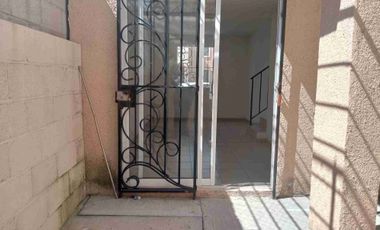 SE RENTA CASA, VIÑEDOS