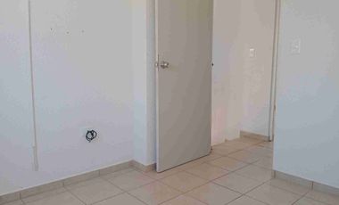 SE RENTA CASA, VIÑEDOS