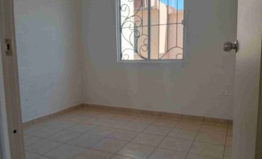 SE RENTA CASA, VIÑEDOS