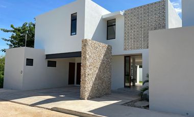 CASA EN VENTA DZITYA, BIEN UBICADA, BUEN PRECIO