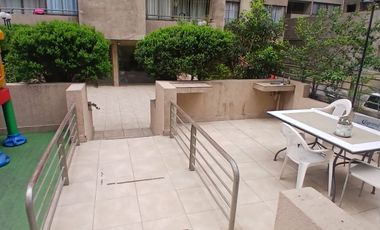 CENTRICO DEPTO METRO SANTA ANA 2 DORMITORIOS ESTACIONAMIENTO Y BODEGA