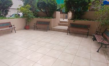 CENTRICO DEPTO METRO SANTA ANA 2 DORMITORIOS ESTACIONAMIENTO Y BODEGA