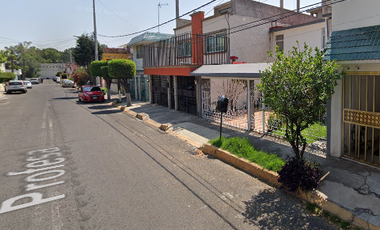 VENTA DE CASA EN: valle de Santa Monica, 54057 Tlalnepantla, Méx.