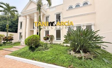 Rento Bella Casa en Residencial Shangrila en Fortín.