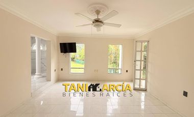 Rento Bella Casa en Residencial Shangrila en Fortín.