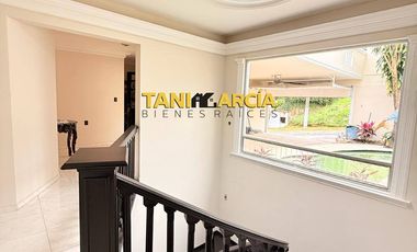 Rento Bella Casa en Residencial Shangrila en Fortín.