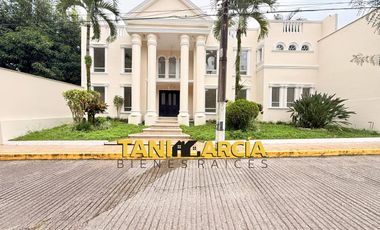 Rento Bella Casa en Residencial Shangrila en Fortín.